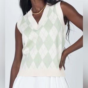 Princess polly green and off white vest, size M/L